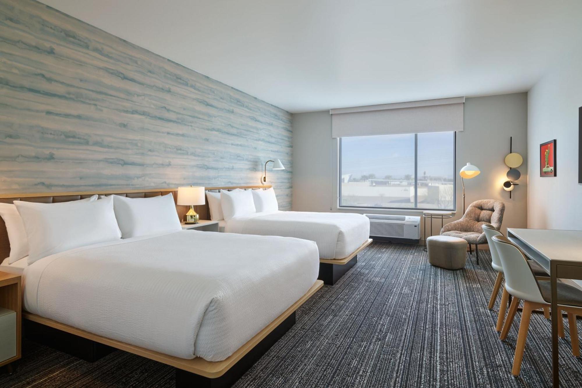 Towneplace Suites By Marriott Tempe Exterior photo
